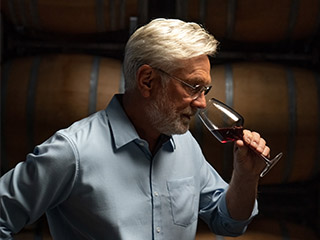 https://www.carterestatewinery.com/images/content/winery/winemakers/john-mcpherson.jpg